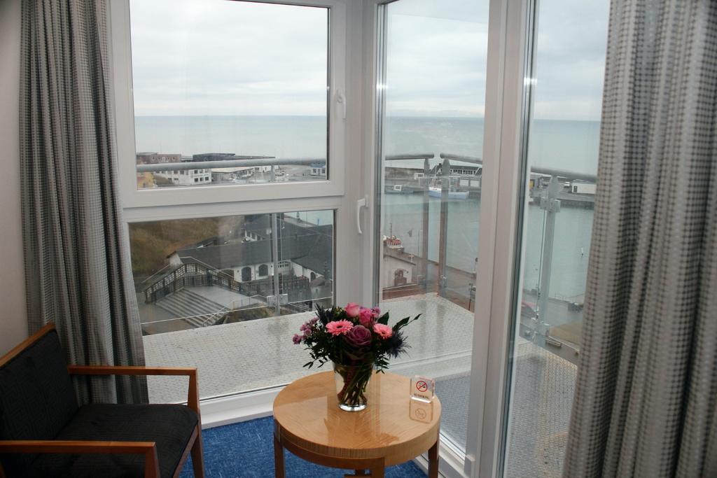 Seafront Hotel Hirtshals Bagian luar foto